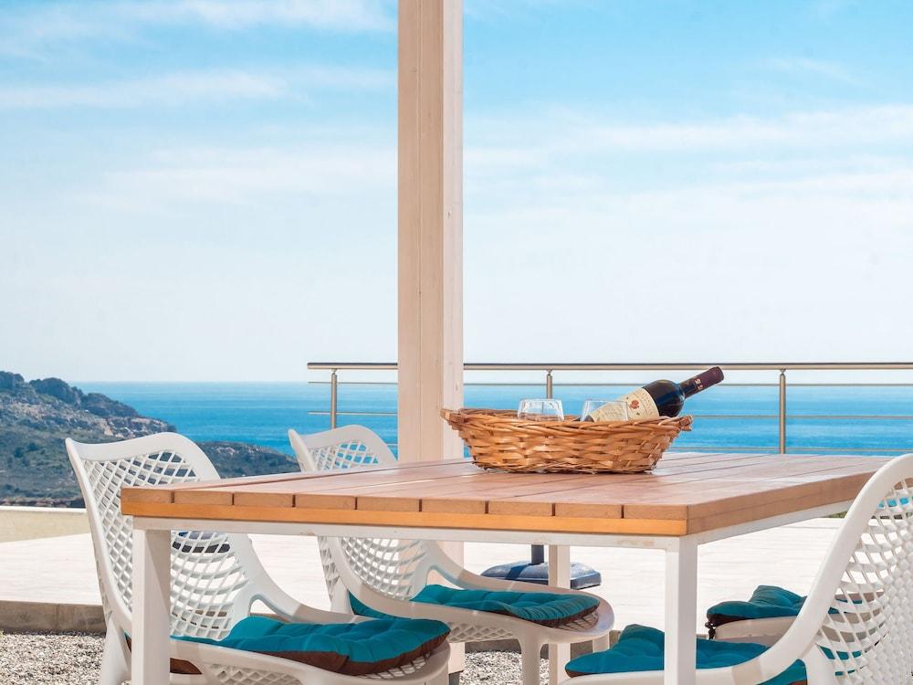 Sea View Villa in Kalythies with Private Pool Near 3 Beaches 1