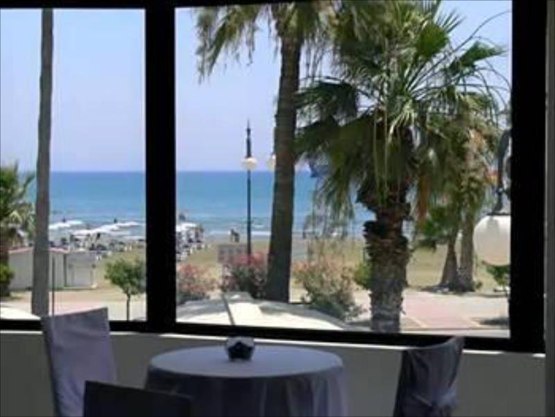 Les Palmiers Beach Boutique Hotel & Luxury Apartments 2