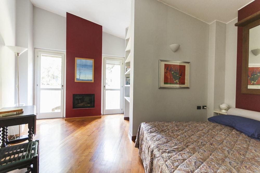 Hidden Retreat Near Duomo 1