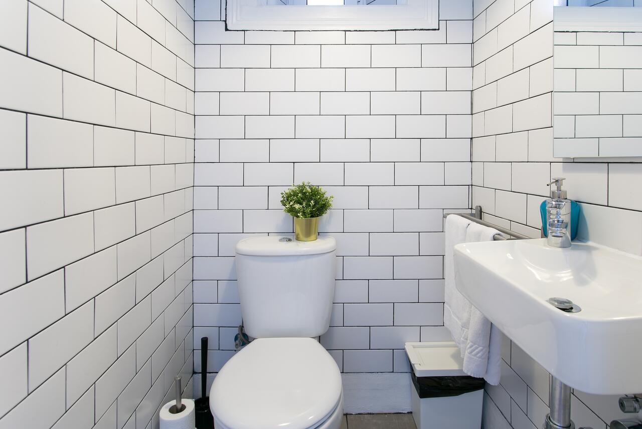 Restauradores by Central Hill Apartments 1