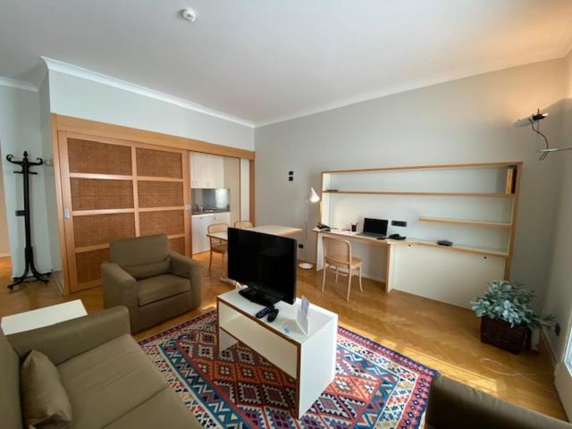 Residence Borgonuovo Uno 1