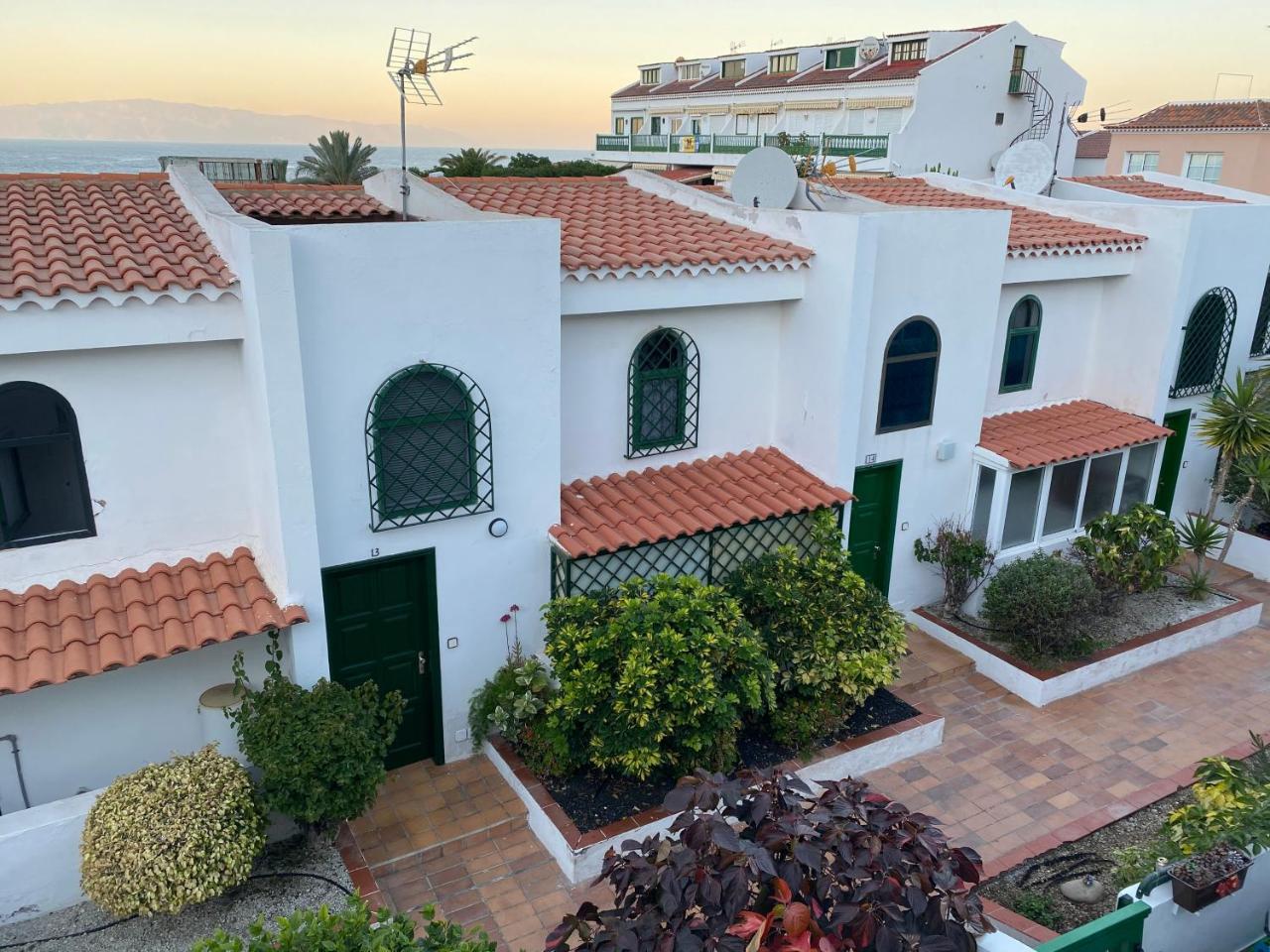 Holiday House Parque Azul Playa la Arena Free Wifi 1