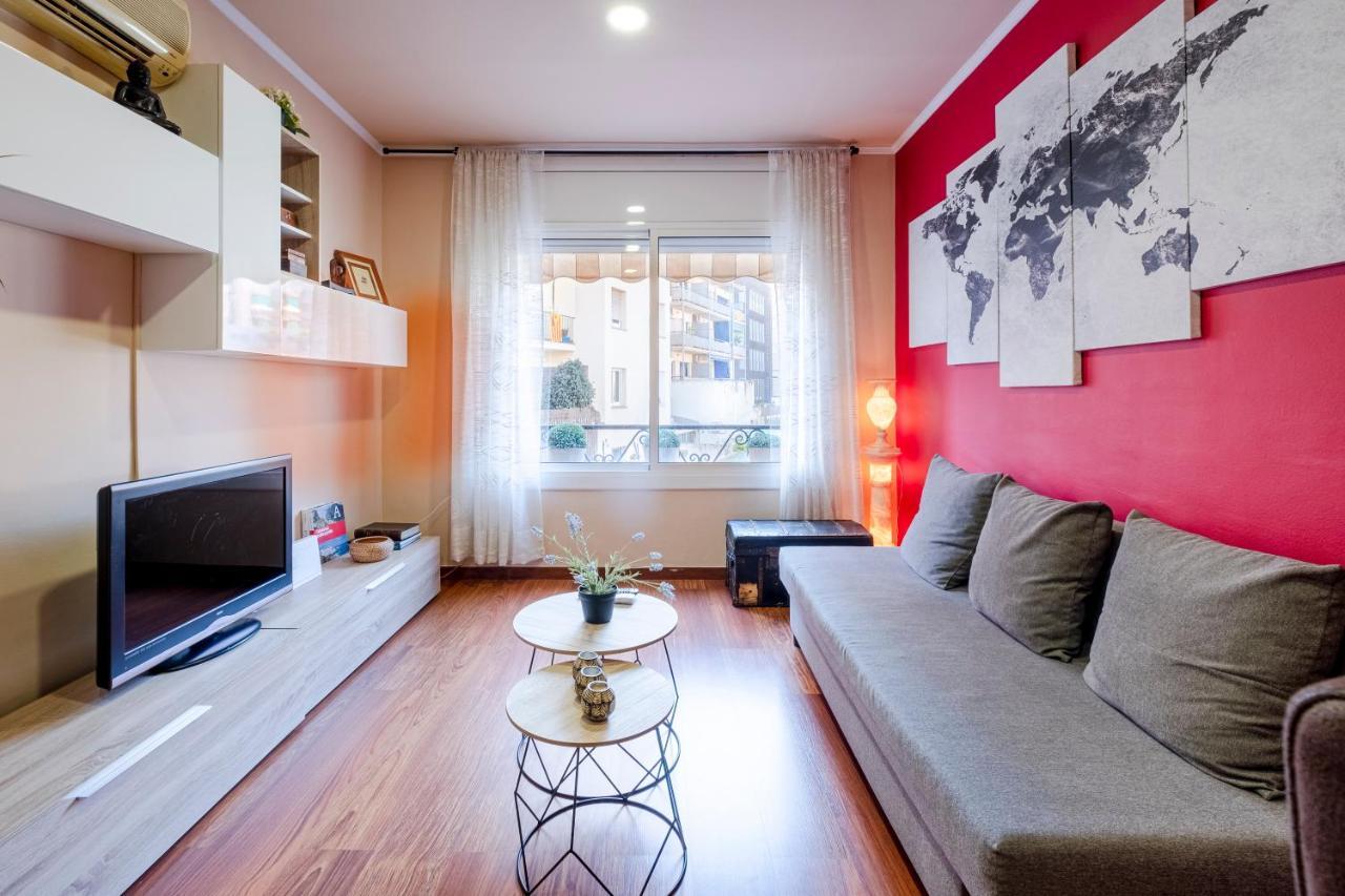 Three Bedroom Apartment in Sants 1