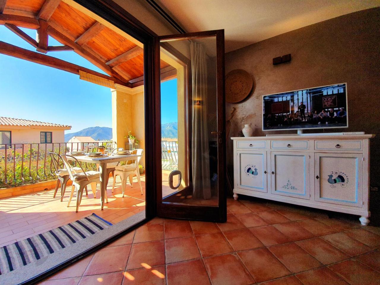 Spazioso Appartamento Con Terrazza a Due Passi Dal Centro