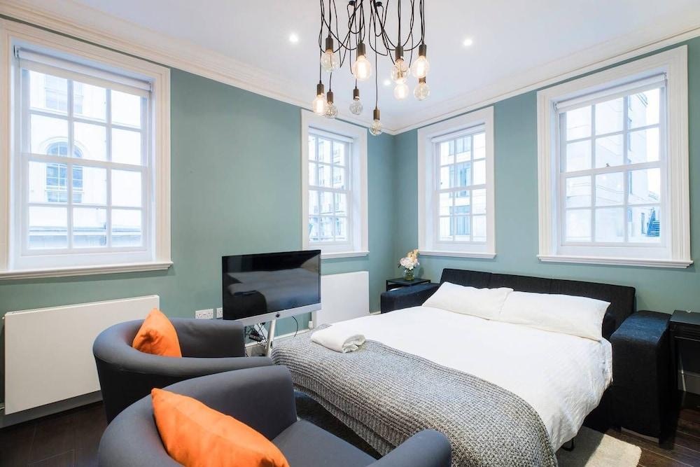 Joivy Elegant 2 Bedroom Flat Near Kensington Gardens 2