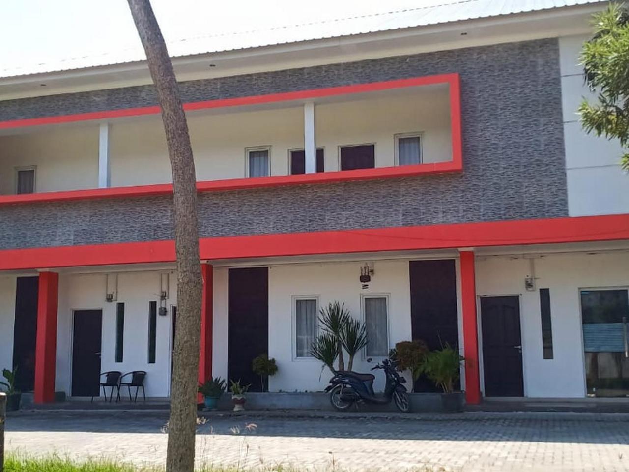 Fidelia Homestay Palu by Reddoors 2