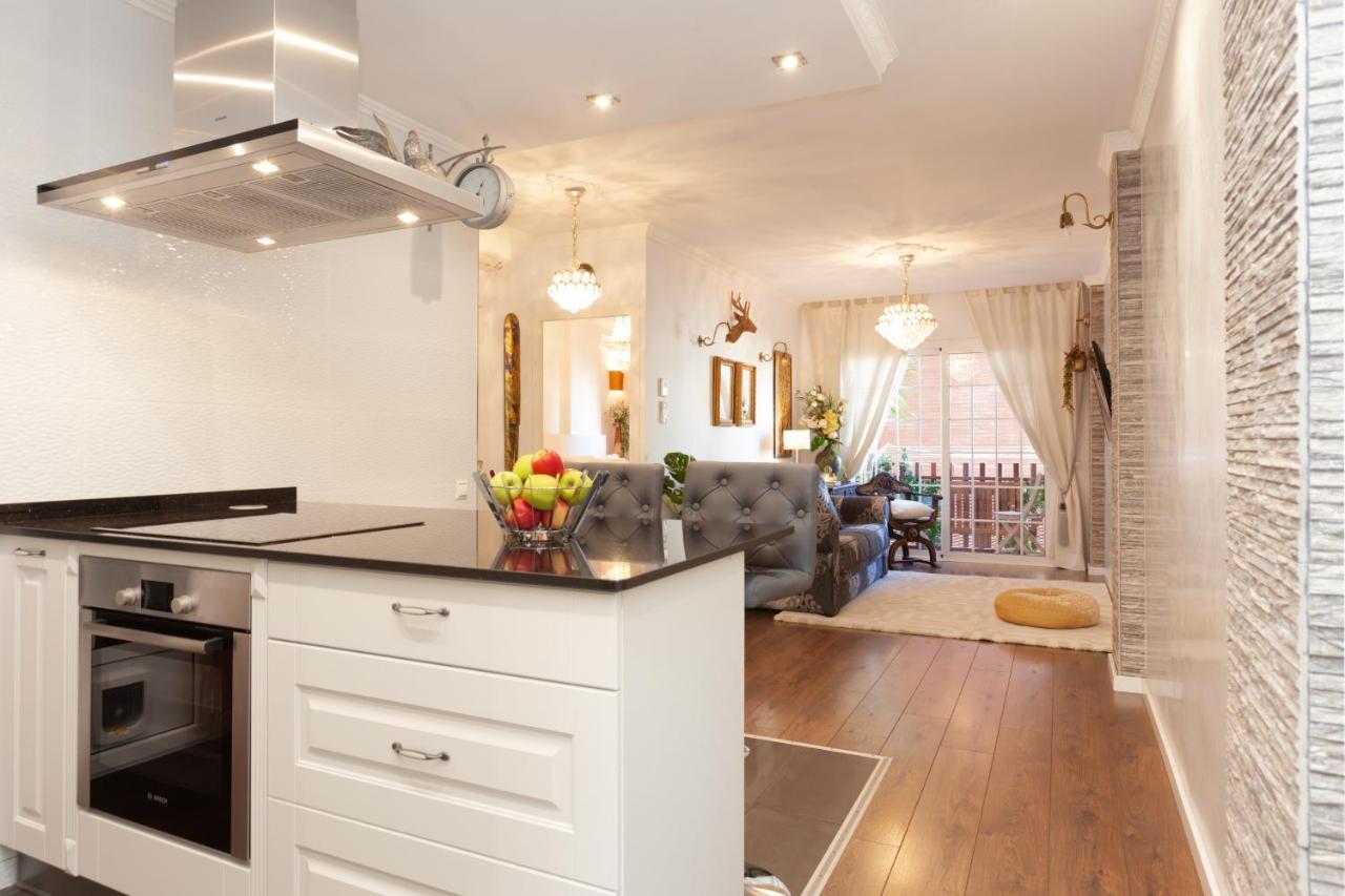 Rambla Poblenou&Mar Bella Beach 1