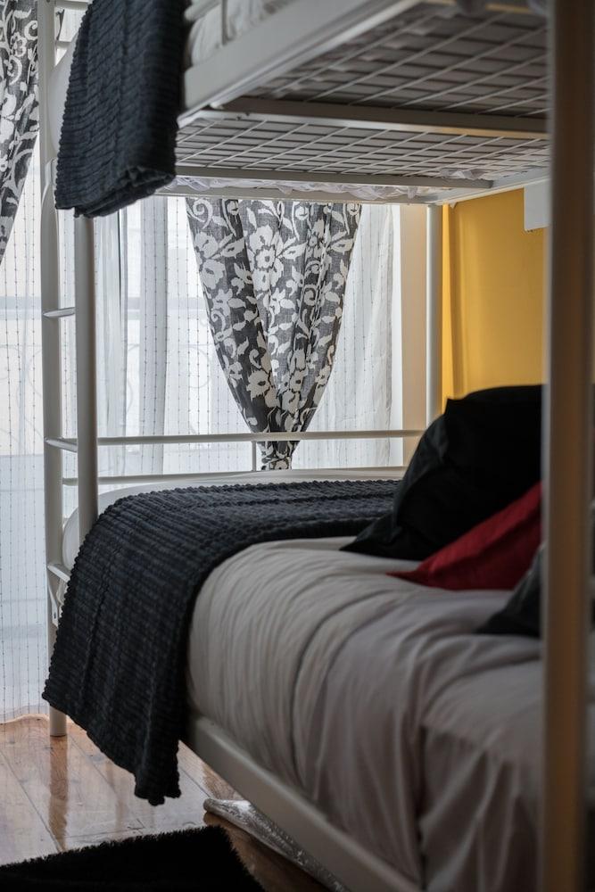 Lisbon Fragrances Arrakis Flowers 2