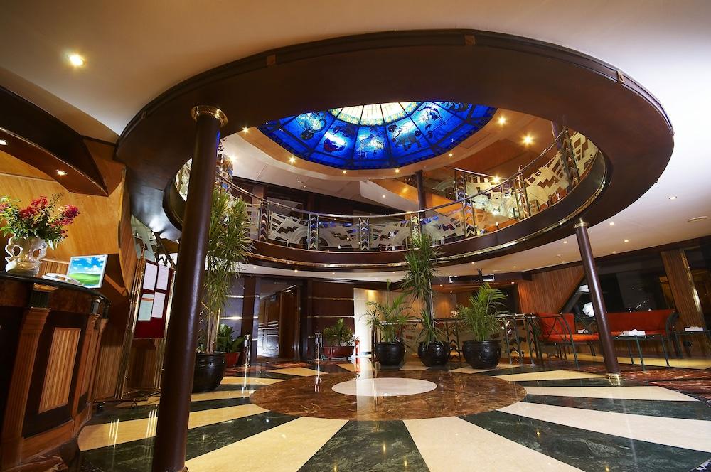 Nile Carnival Cruise 1