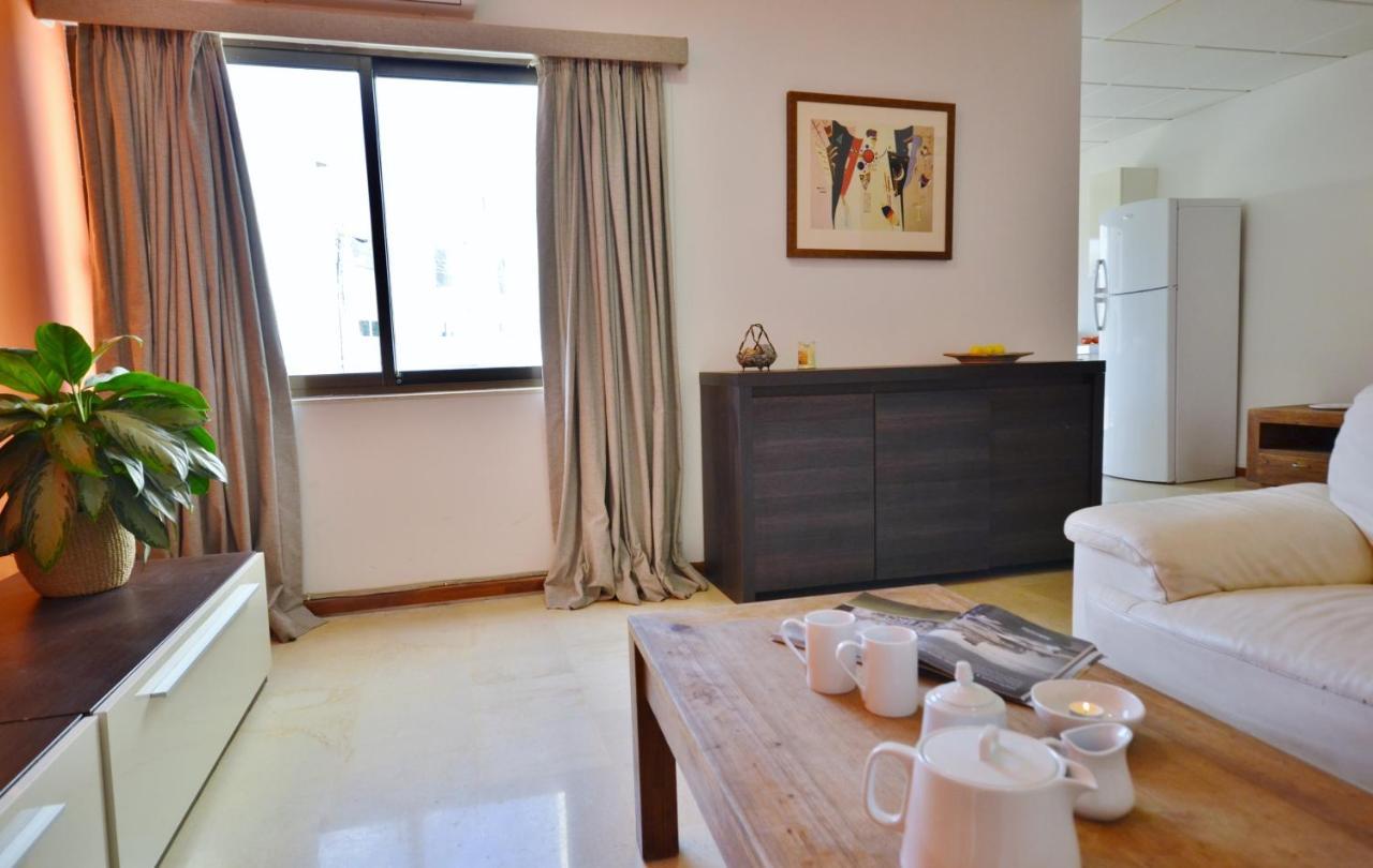 Large St Julians Central 2 2