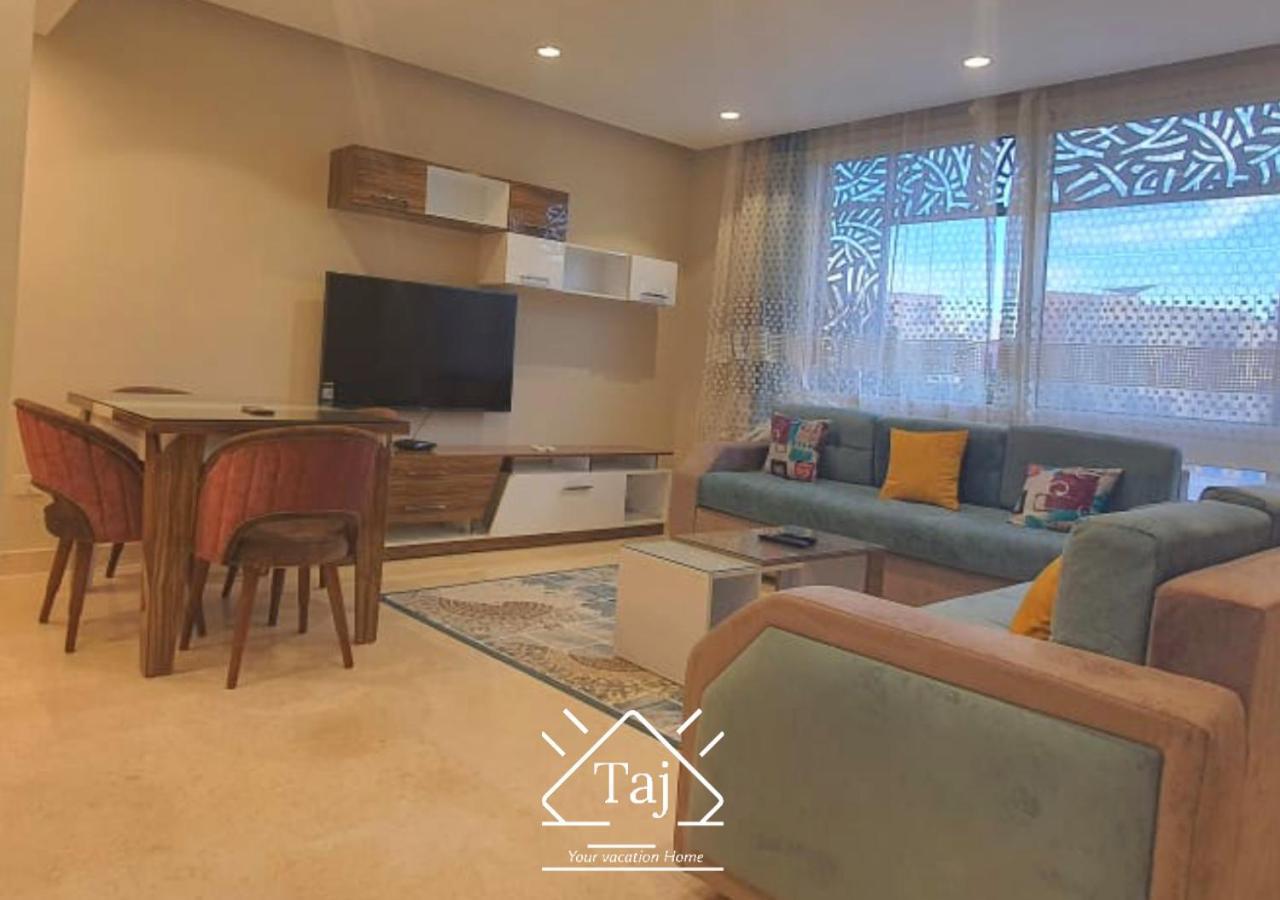 Taj Home, Mangroovy, Pool View, Free Beach Access with Nanny's Room 1