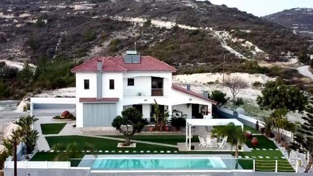 Kasparis View Residence