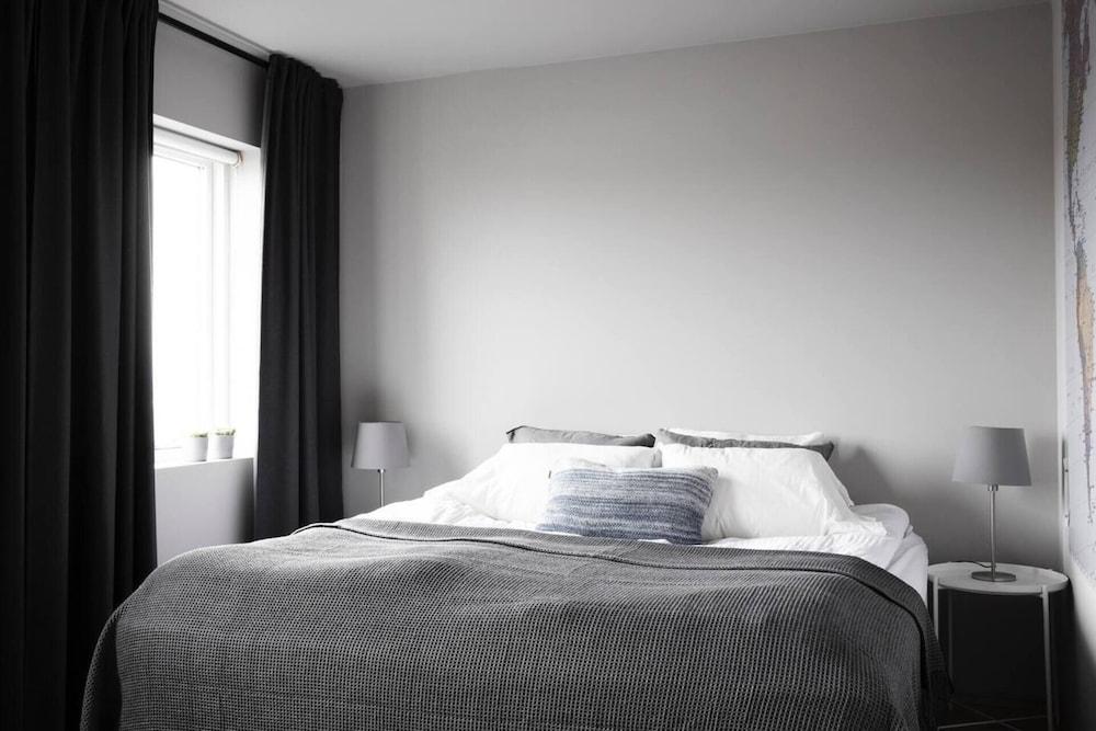 Luxurious Large Home, Perfect for Your Group 2