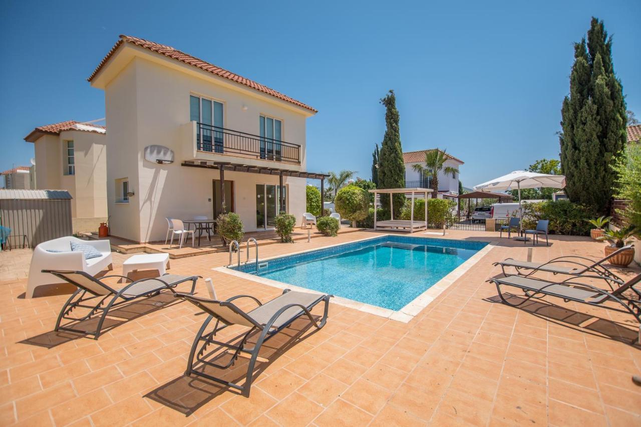 Sea Breeze Ayia Thekla Villa