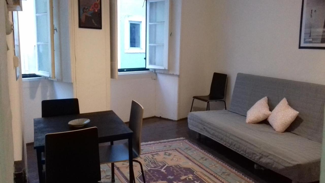 City Center | Chiado Typical Small Flat 2
