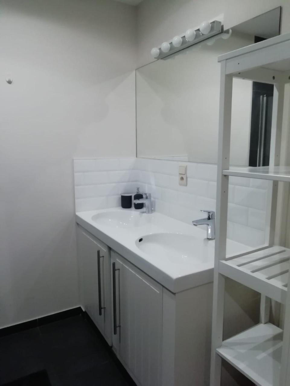 Central And Cozy in Brussels 2