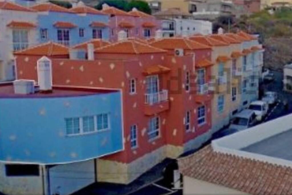 Modern Mountain And Sea View Apartment 2