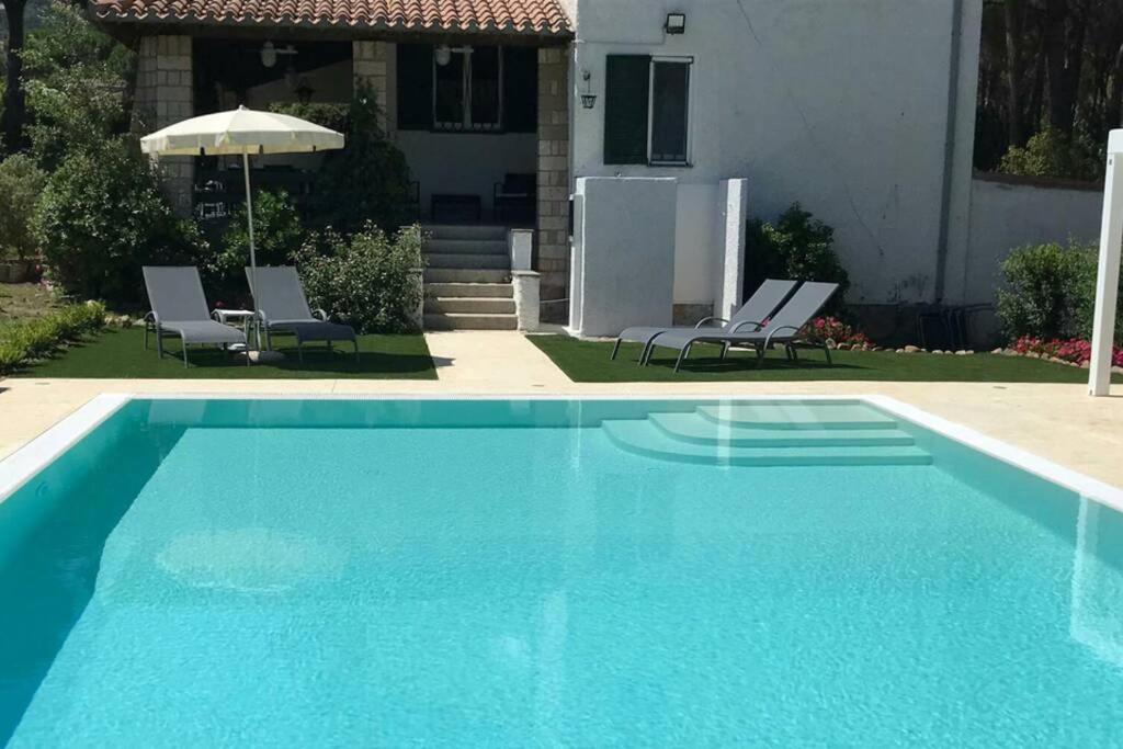 Villa Elefra, Un Sogno Con Piscina
