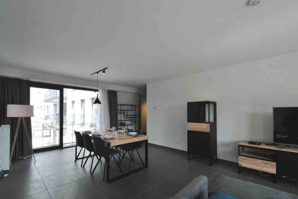 Amazing 2 Bedrooms Appartment in Bruxelles 1