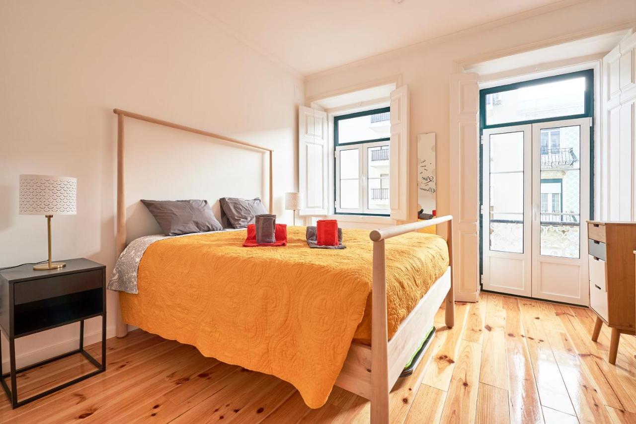 New!! Lisbon Hearth 1