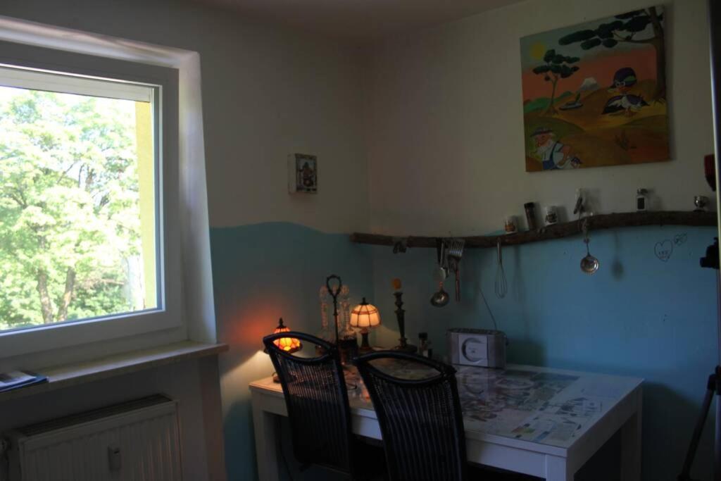 Quiet 3-Room Apartment, Directly on the S8 1