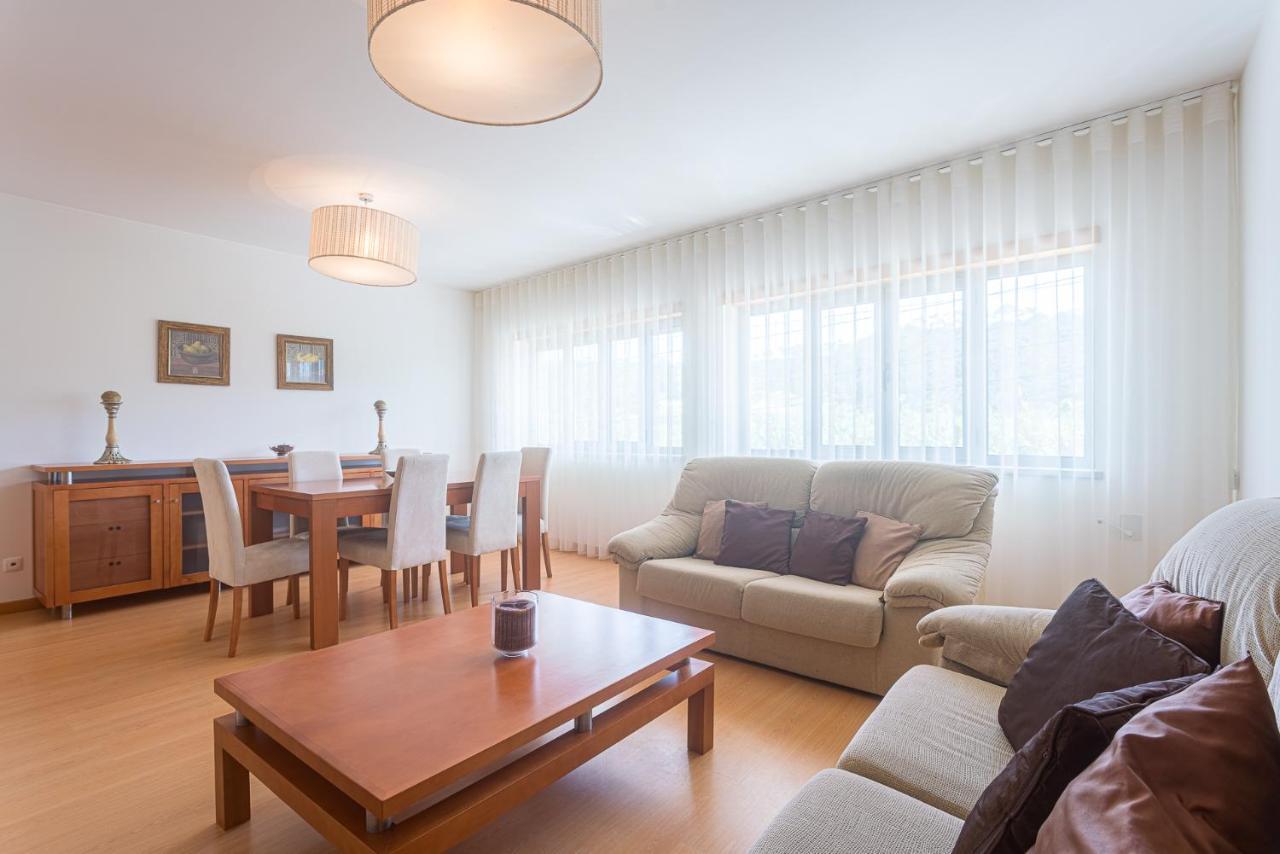 Apartamento T3 Foz Sul 1