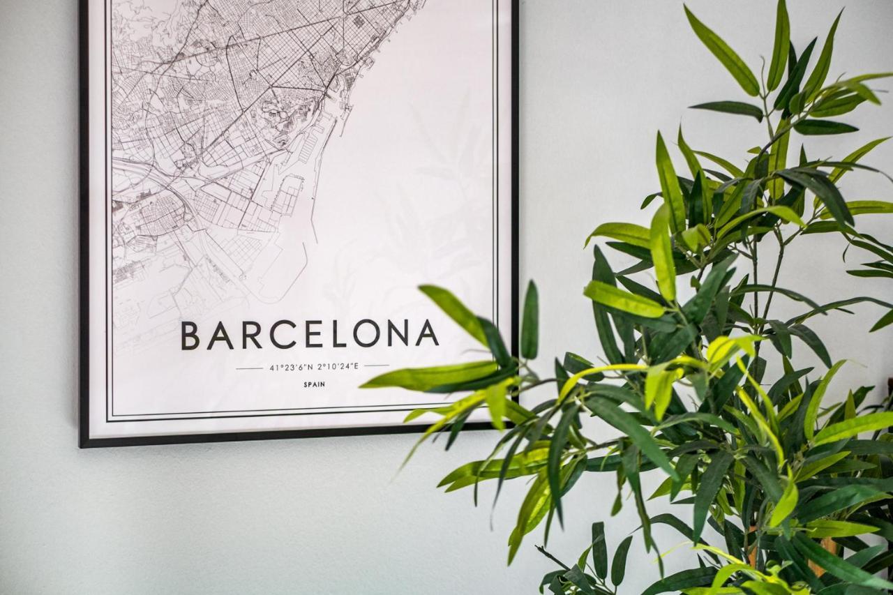 Sagrada Familia Modern Nº1 by Myrentalhost 2