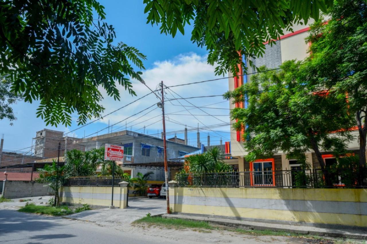 Penginapan Amanda by Reddoorz 2