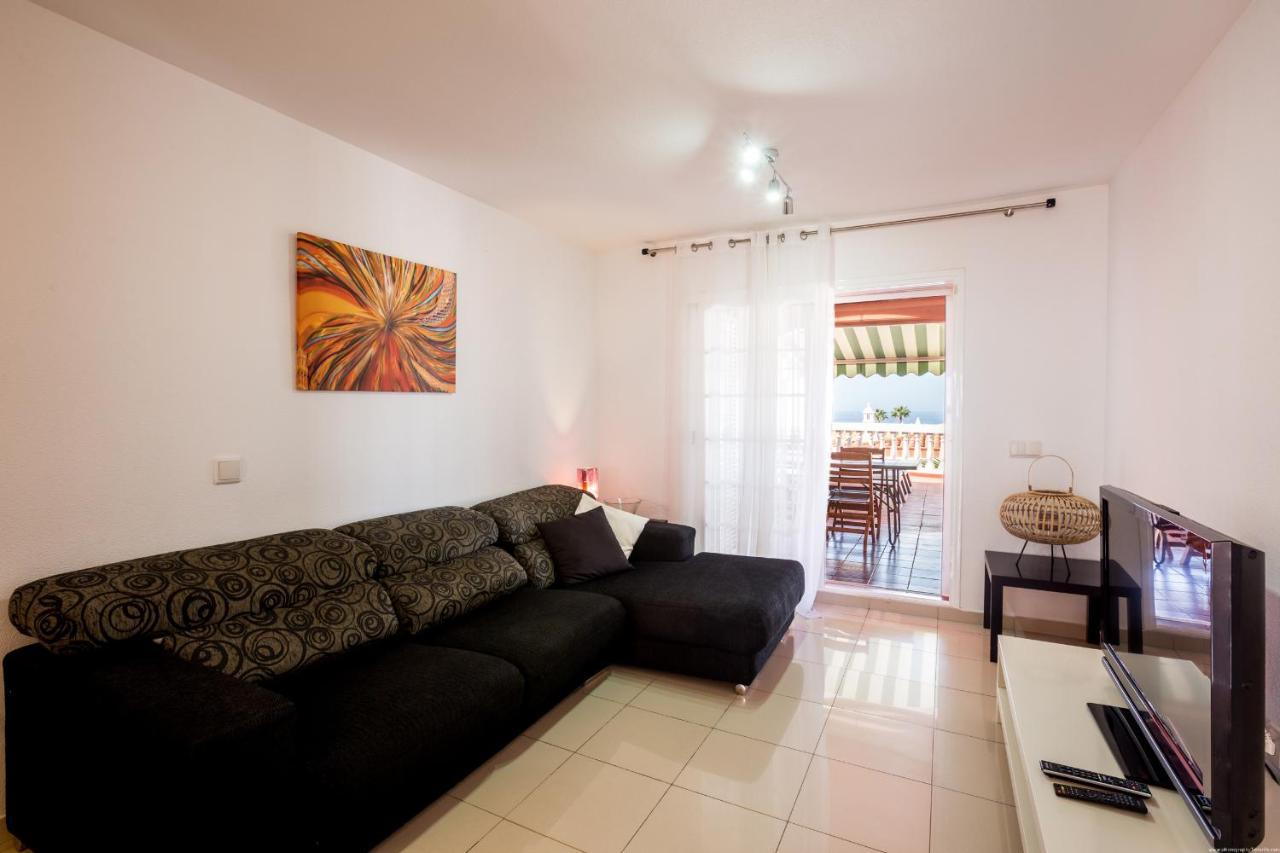 Veril Del Duque Terrace 1