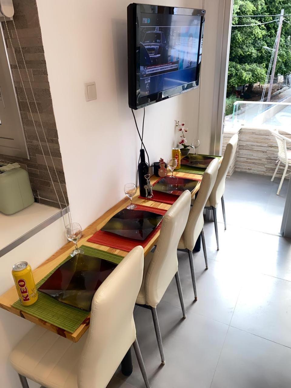 Next To the Beach Mackenzie Studio 2