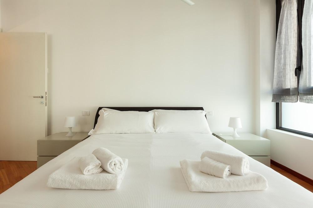 Easyhomes - Madonnina View 2