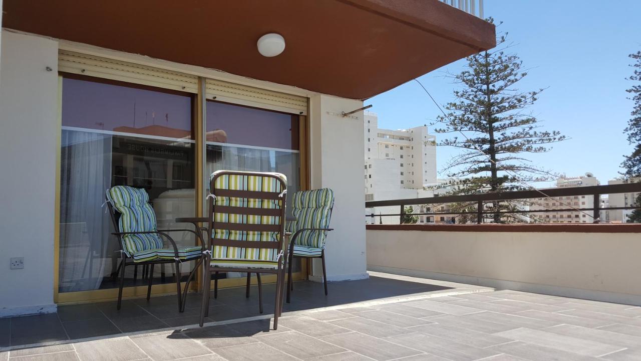 Alex Seaview Apartment 32 2