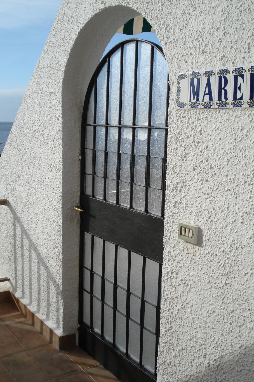 Apartment Mit Sonnenterrasse Und Panorama - Meerblick, 5 Min. Von Hafen + Strand 2