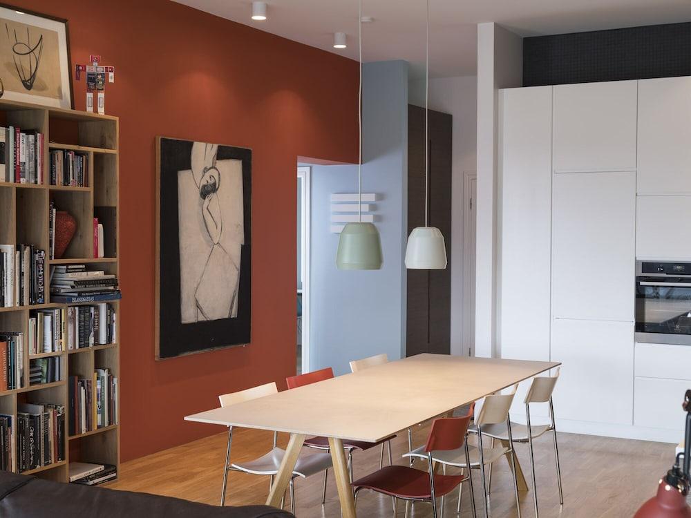 Luxury Apartment with a View of the Harbour