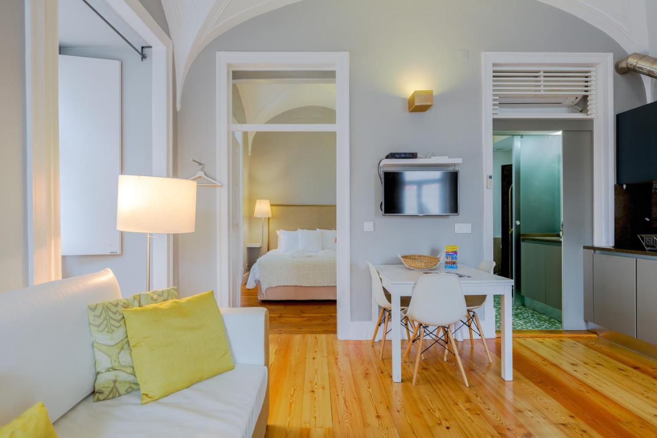 Sonel Investe Figueira Boutique Apartment by Get Your Stay 1