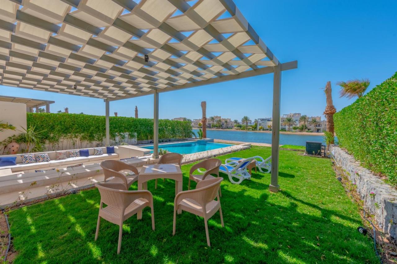 Joubal 3br Villa Private Pool Next To Marina 2