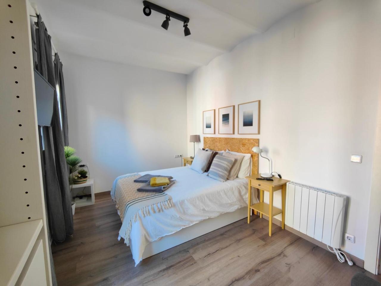 Bright Flat Next To Stadium Y la Fira 2