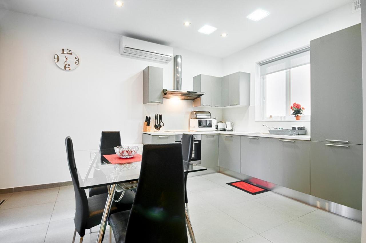 Sliema 2 Bedroom Close To Seafront 1