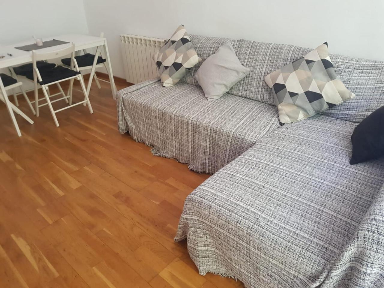 Apartamento Tranquilo Cerca de la Sagrada Familia 1