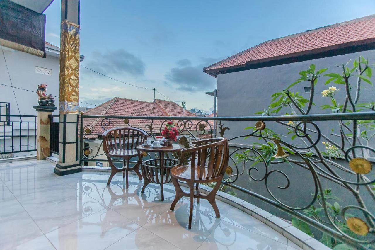 Yoga's House (Adults Only) 2