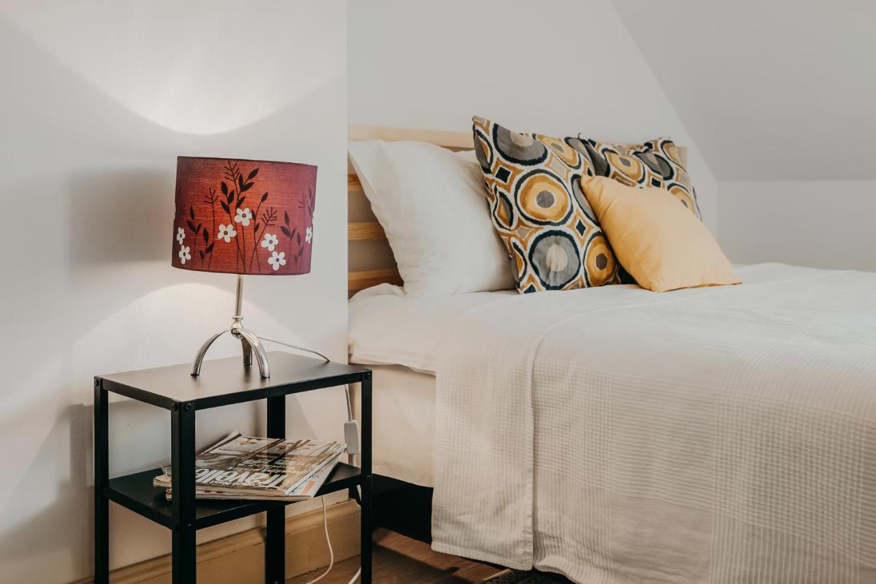 Spacious - 140 Square Meters Apartment, Vilnius City Centre 1