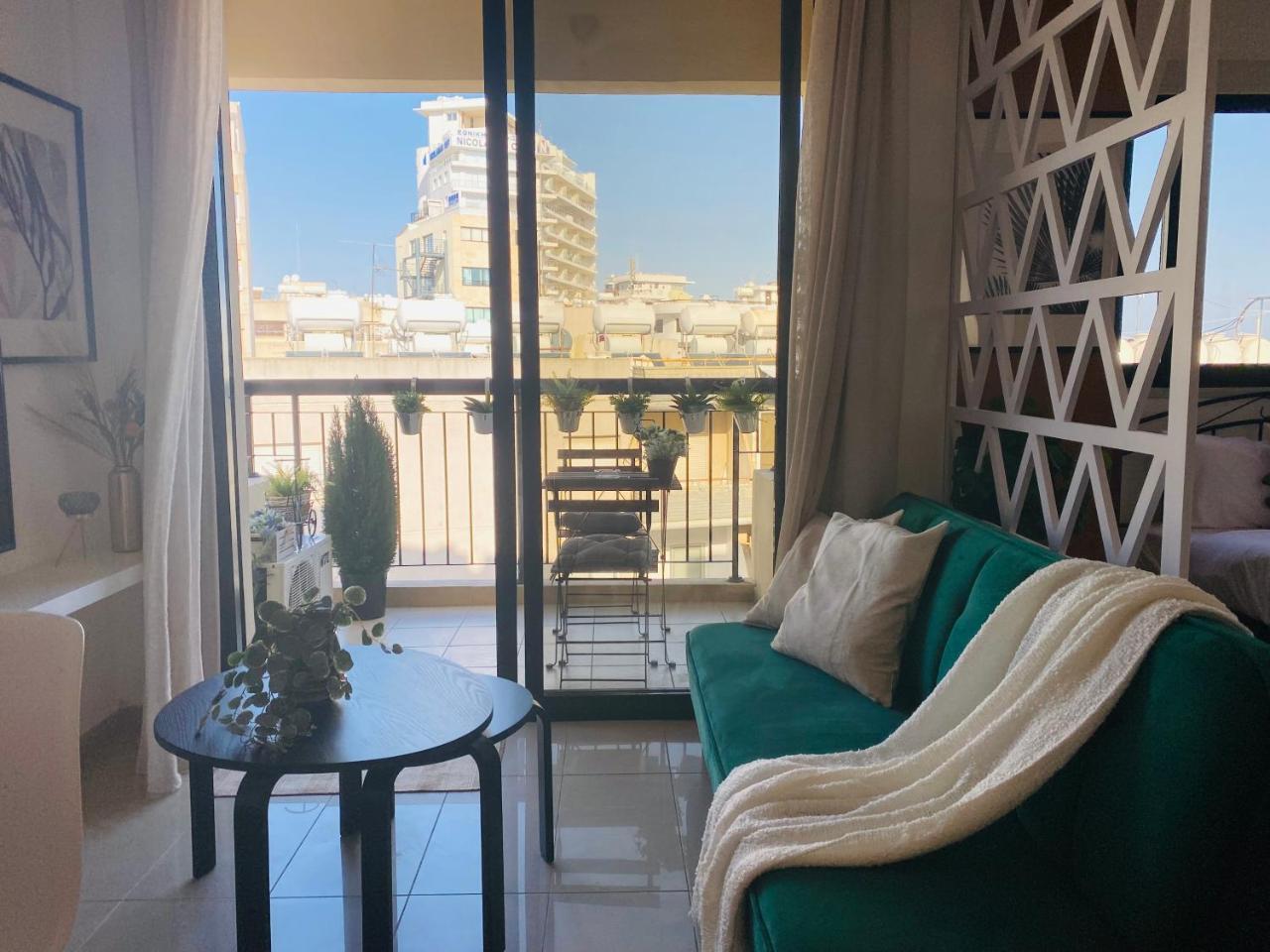 Johny's Spot in Larnaca