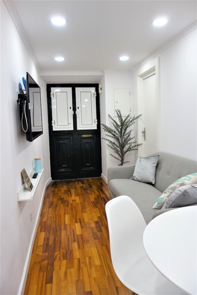 Santa Marta Apartment by Trip2portugal 2