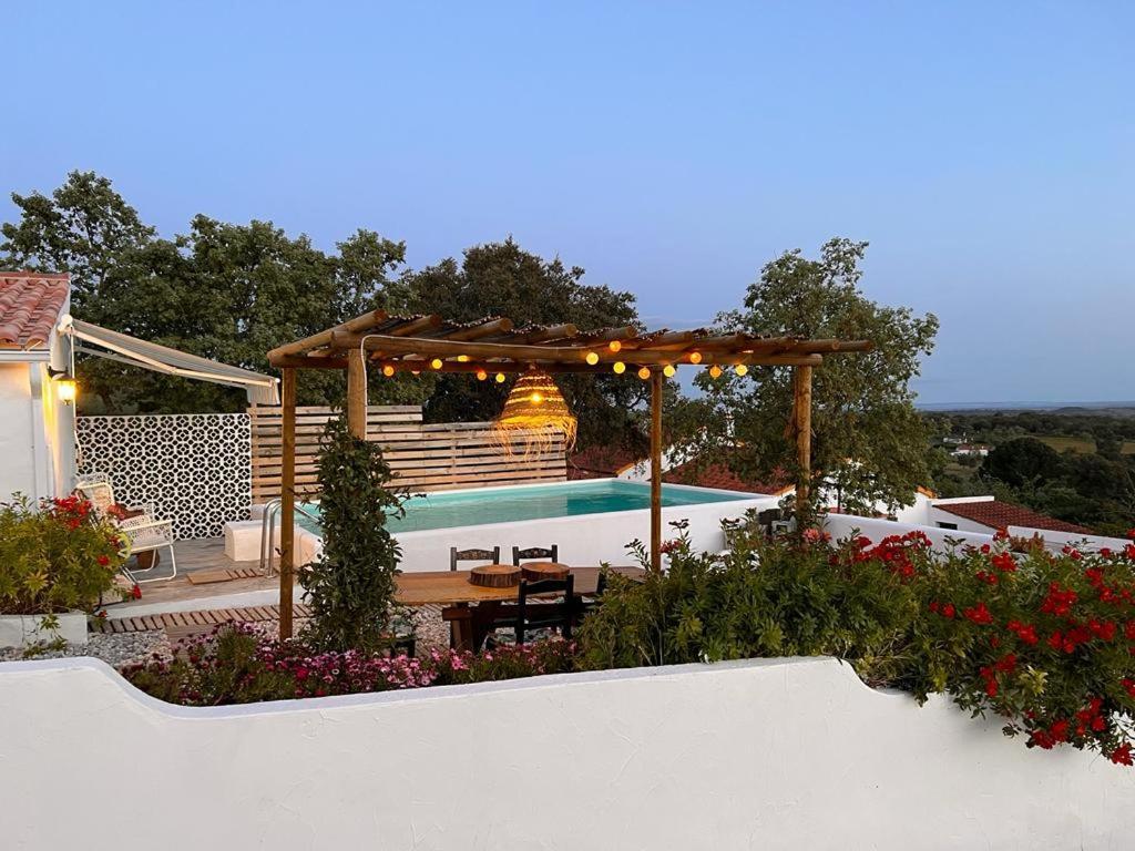 Monte Refugio Do Silencio 1