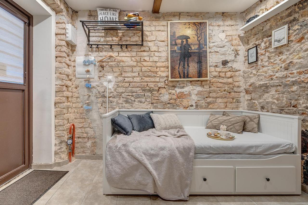 Mini Apartament by Town Hall, Self Chek-In (Adults Only) 1