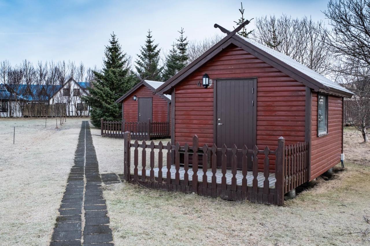 Smaratun Cottages & Chalets 1