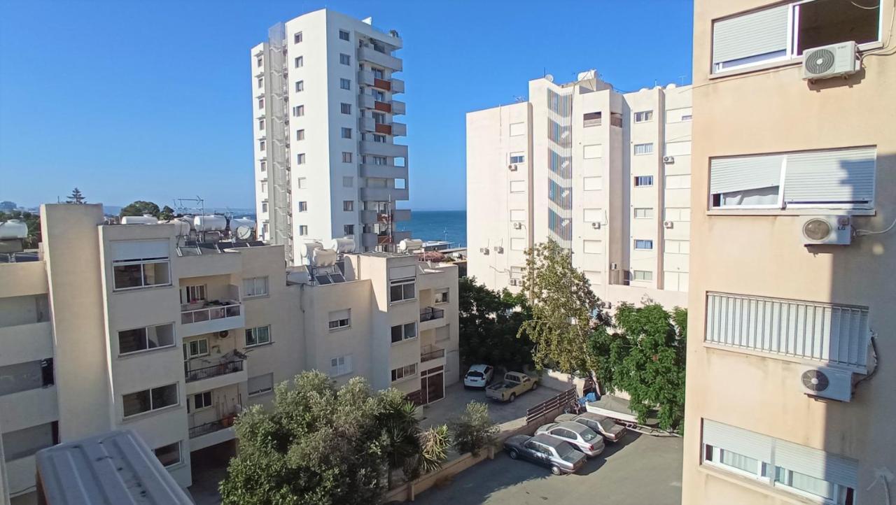 5 Min To the Beach Holiday Shared Apartment Incl Netflix - Private Room in 3 Bdr Apt 1