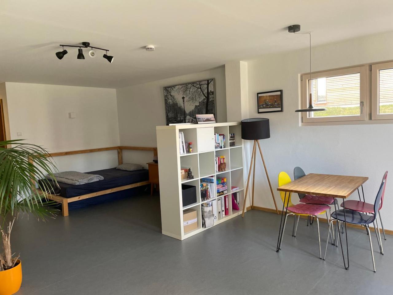 Helle Souterrain Wohnung in Laufnahe Zum Worthsee 2