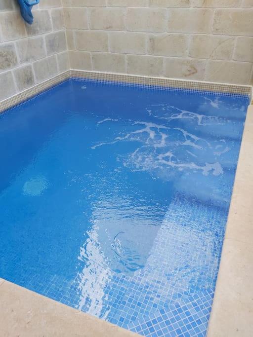 Charming House of Character with Pool And Jacuzzi 2