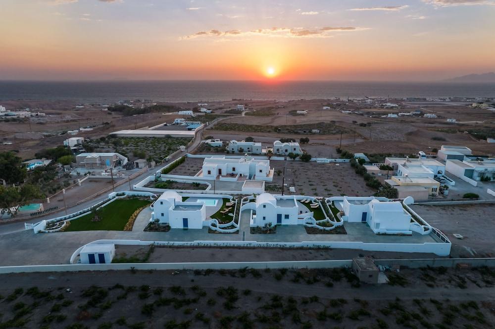 Kyklos Luxury Villas